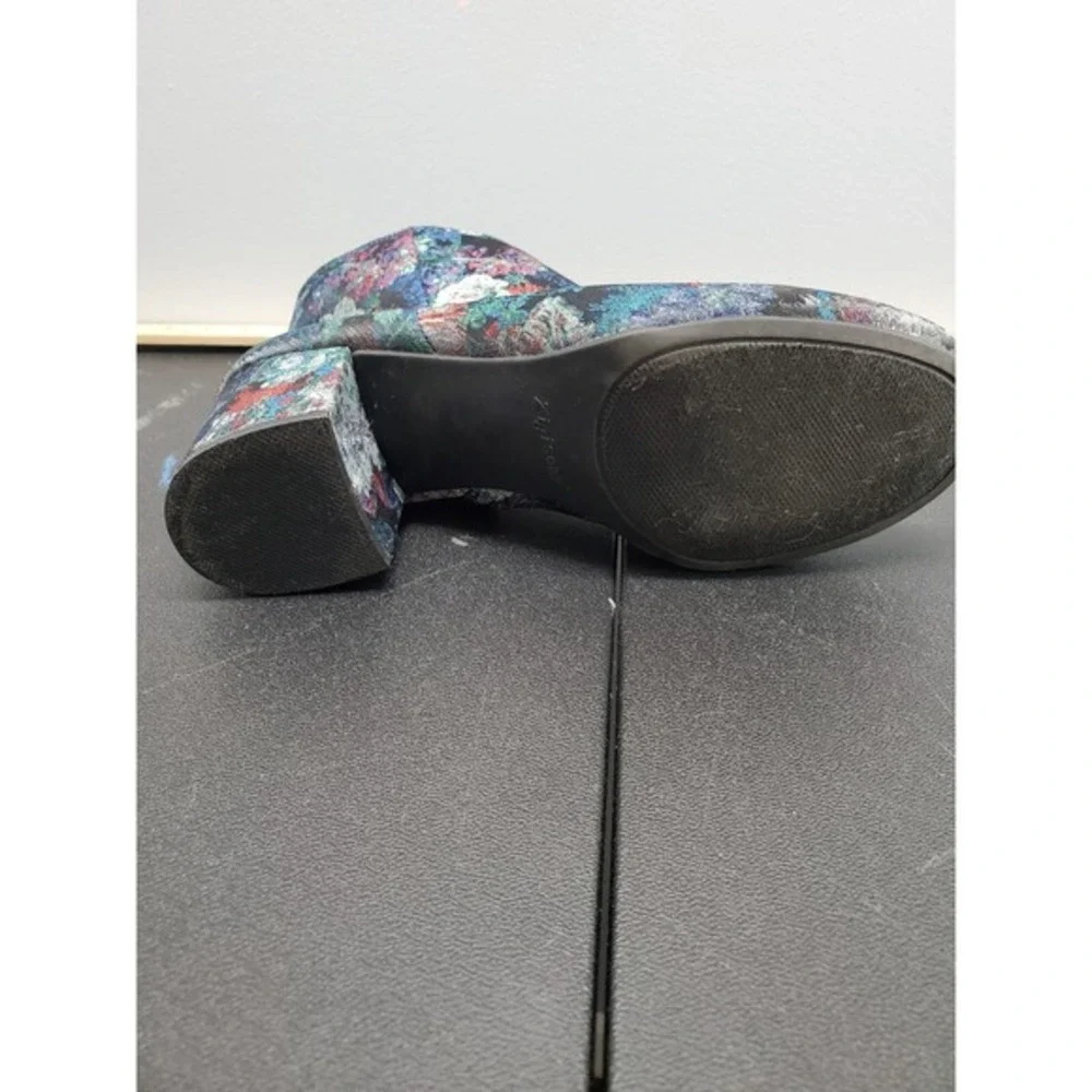 Zigi Soho Nydia Ankle Booties Boots Womens Size 9 Black Multi Floral Side Zipper